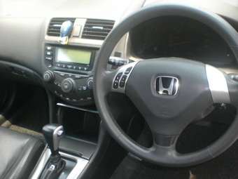 2004 Honda Accord Pictures