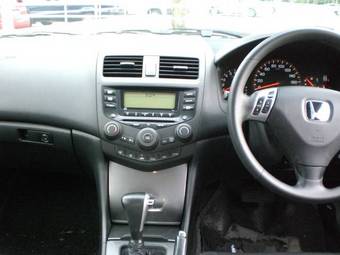 2004 Honda Accord Pictures