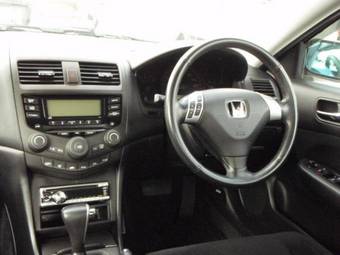 2004 Honda Accord Pictures