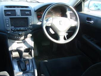 2004 Honda Accord Photos