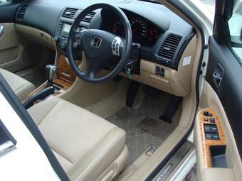 2004 Honda Accord Pics