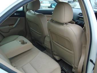 2004 Honda Accord Photos