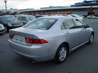 2004 Honda Accord Photos