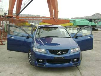 2004 Honda Accord Pictures