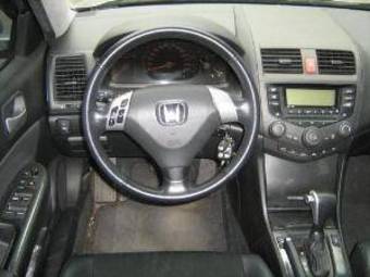 2004 Honda Accord Pictures