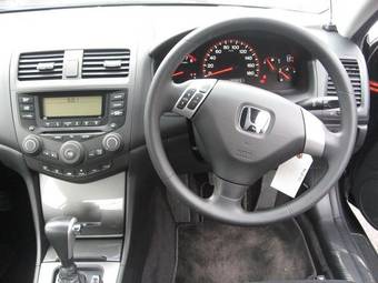 2004 Honda Accord Photos