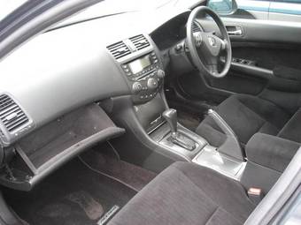 2004 Honda Accord Photos