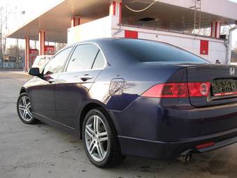2004 Honda Accord Pictures