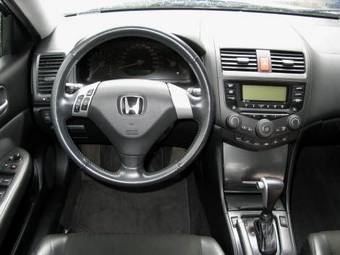 2004 Honda Accord Photos