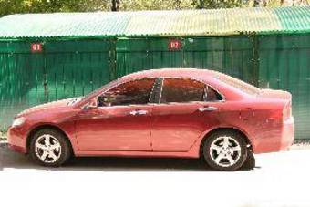 2004 Honda Accord Images