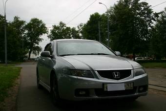 2004 Honda Accord Photos