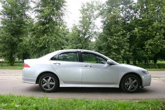 2004 Honda Accord Pictures