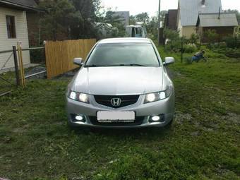 2004 Honda Accord Pictures