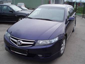 2004 Honda Accord Pictures