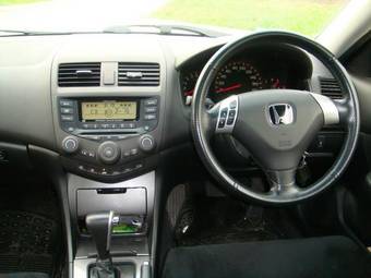 2004 Honda Accord Pictures
