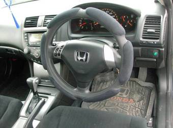 2004 Honda Accord Pictures