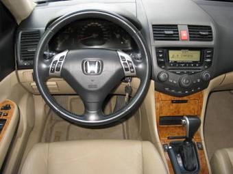2004 Honda Accord Photos
