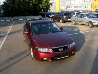 2004 Honda Accord Pictures