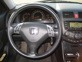 2005 Honda Accord Pictures