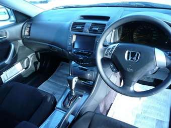 2005 Honda Accord Pictures