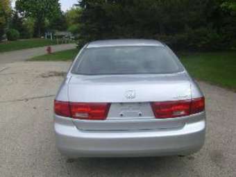 2005 Honda Accord Photos