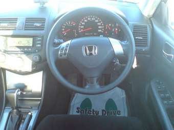 2005 Honda Accord Photos