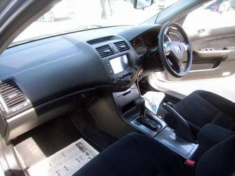 2005 Honda Accord Pictures