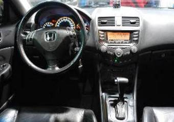 2005 Honda Accord Photos