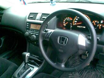 2005 Honda Accord Wallpapers