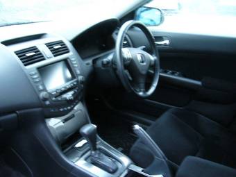 2005 Honda Accord Photos