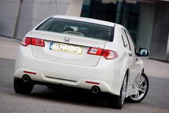 2008 Honda Accord Wallpapers