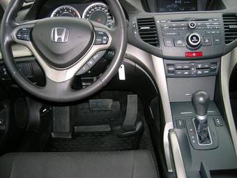 2009 Honda Accord Pictures