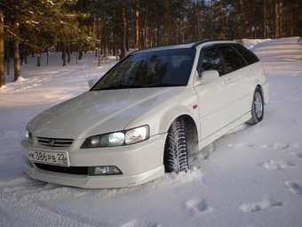 2000 Honda Accord Coupe Photos