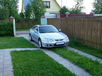 2002 Honda Accord Coupe Photos