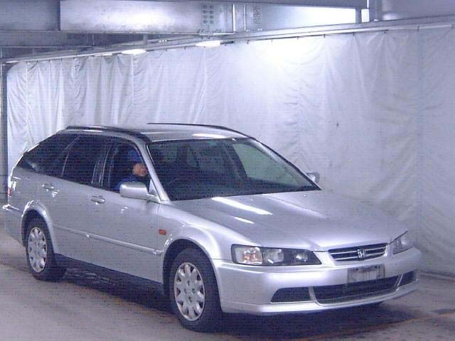 2000 Honda Accord Wagon Photos