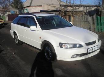 2000 Honda Accord Wagon Pics