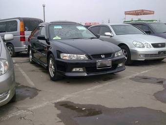 2002 Honda Accord Wagon Photos