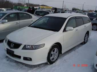 2003 Honda Accord Wagon Photos