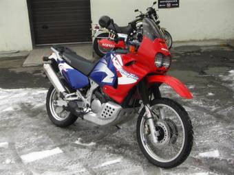 2000 Honda Africa TWIN Photos