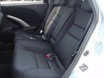2005 Honda Airwave Photos