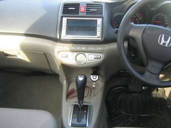 2005 Honda Airwave Photos