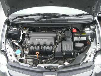 2005 Honda Airwave Photos