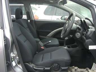 2005 Honda Airwave Pictures