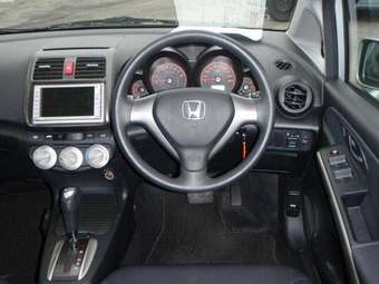 2005 Honda Airwave Pictures