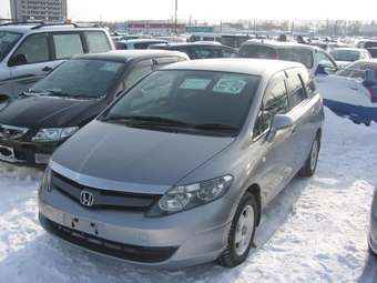 2005 Honda Airwave Photos