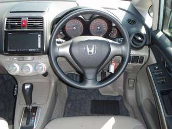 2005 Honda Airwave Images