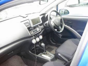 2005 Honda Airwave Pictures