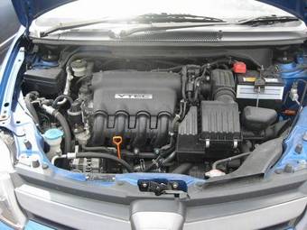 2005 Honda Airwave Photos