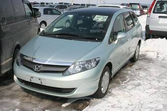2005 Honda Airwave Photos
