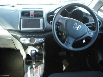 2005 Honda Airwave Photos